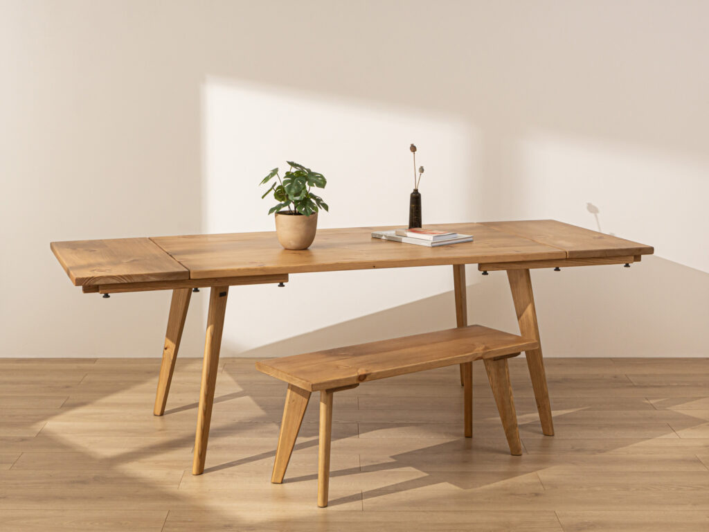 Extendable Scandinavian Dining Table