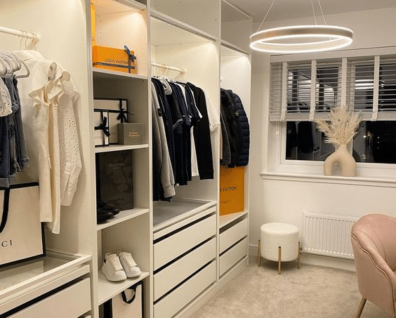 Follow Your Closet Design