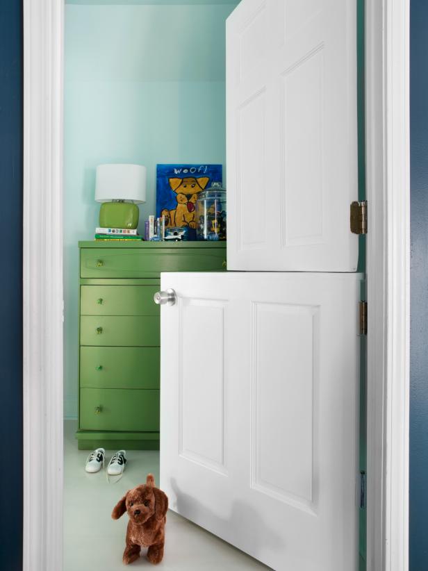 
Perfectly Measured Door for the Kids' Room