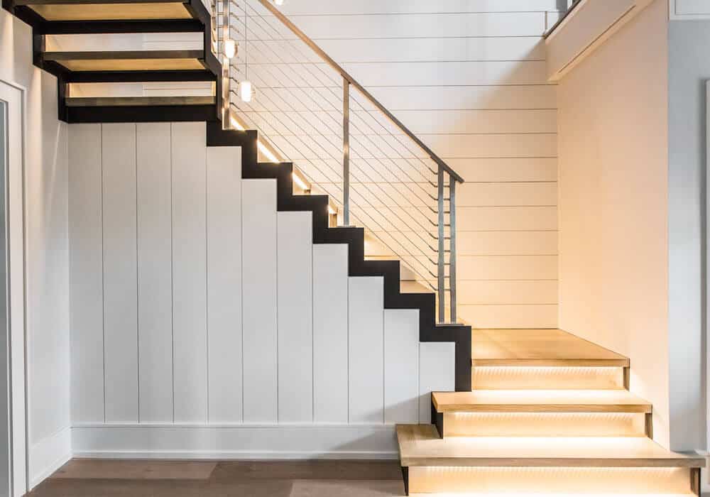 U-Shaped Staircase with Storage