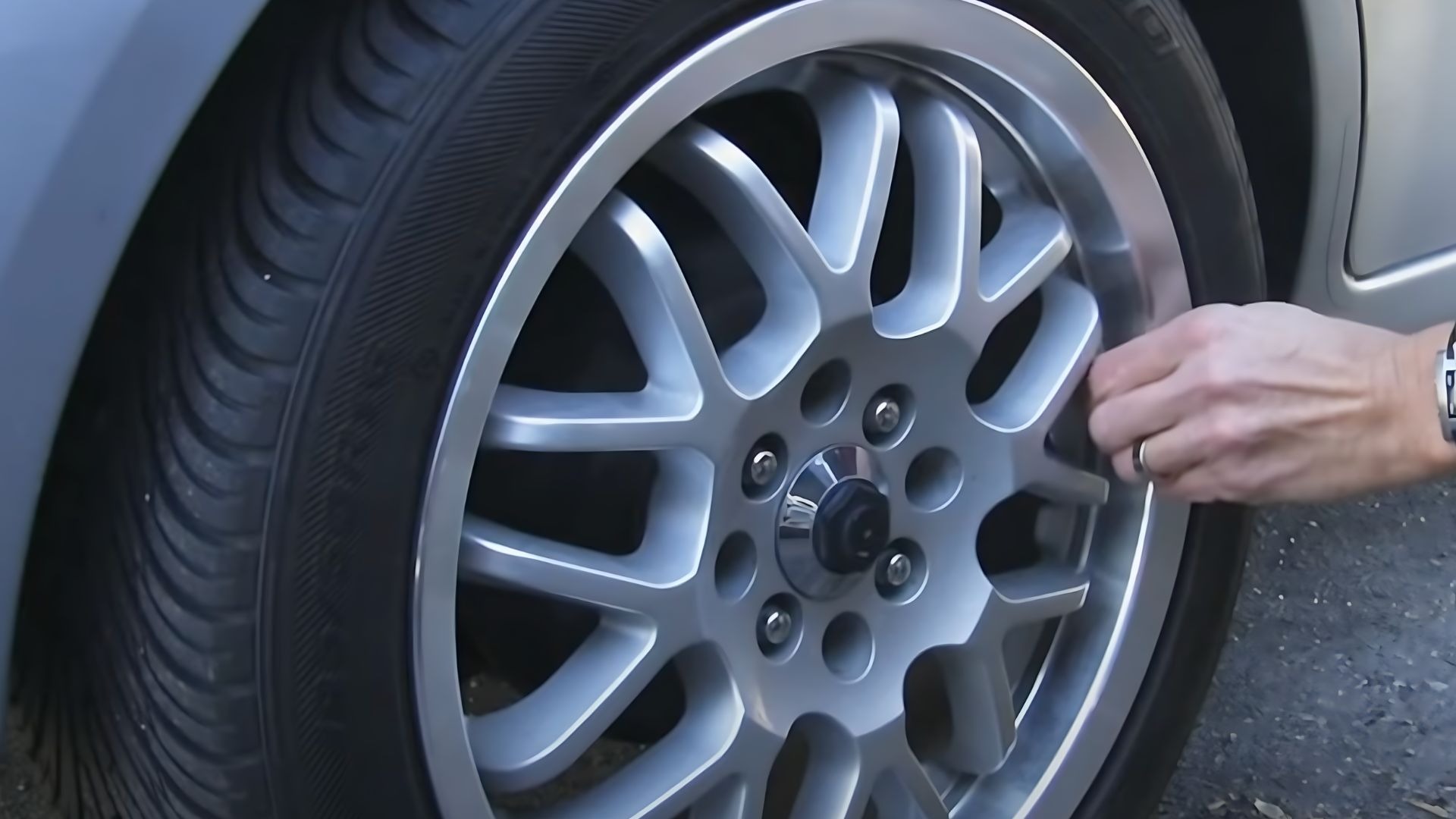 Common Issues and Causes of Low Tire Pressure