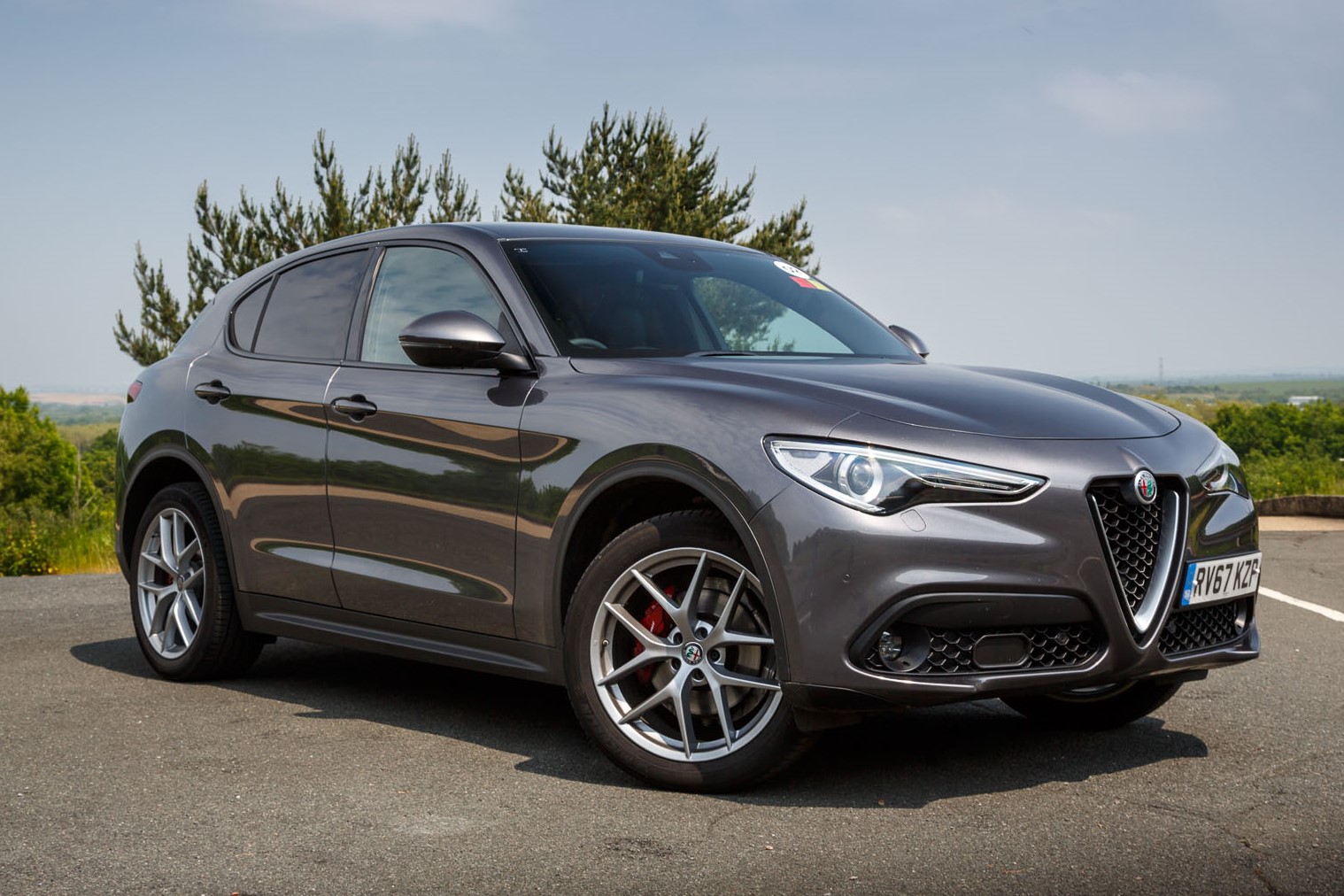 Alfa Romeo Stelvio (2017-Present)