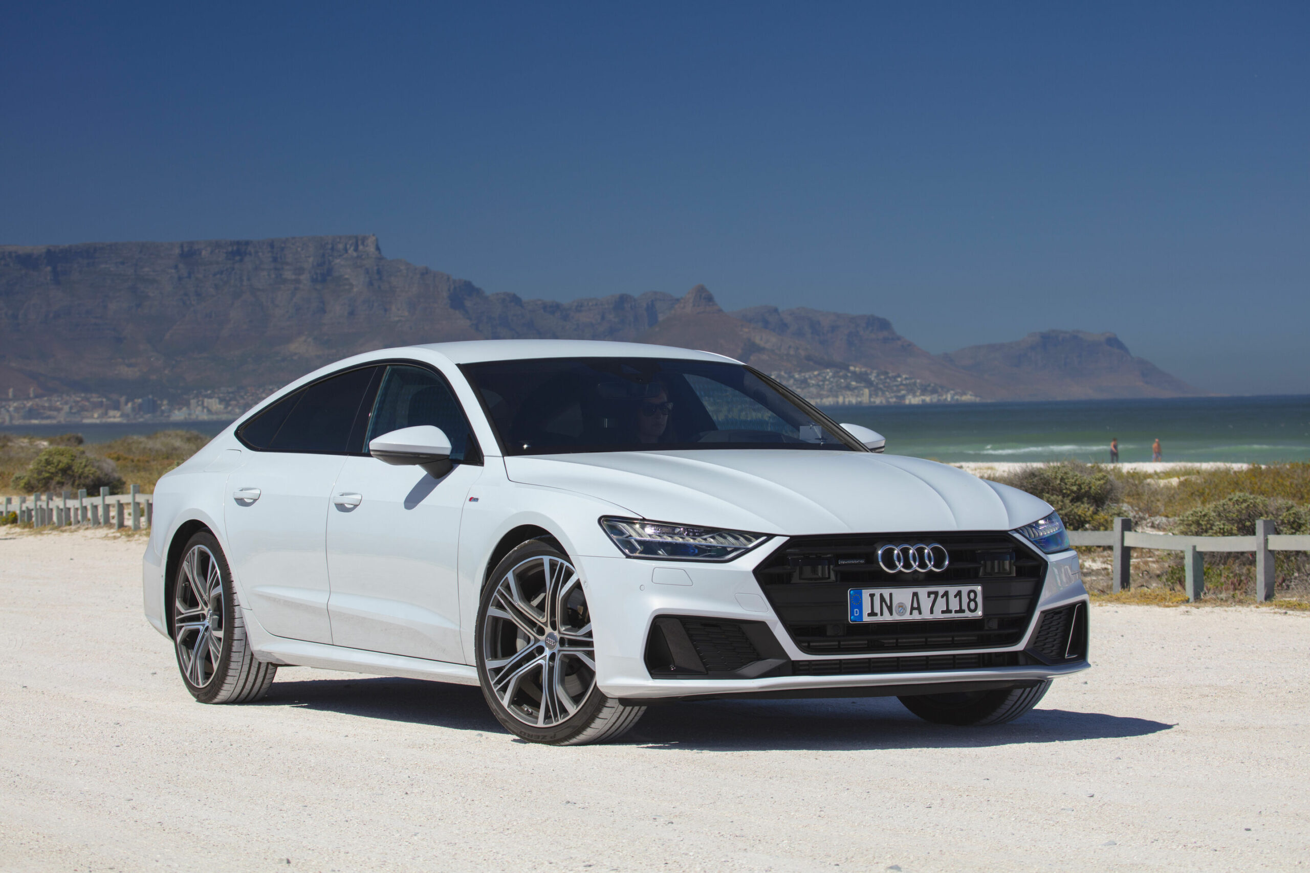 Audi A7 (2010-Present)