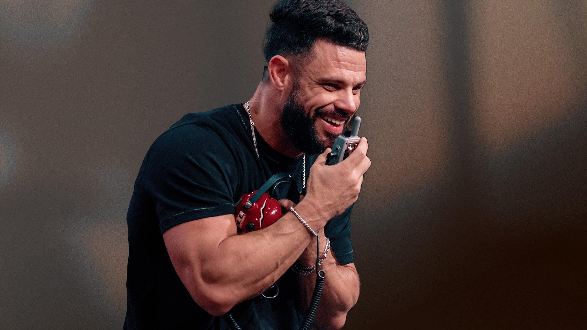 Spotlight_on_Steven_Furtick