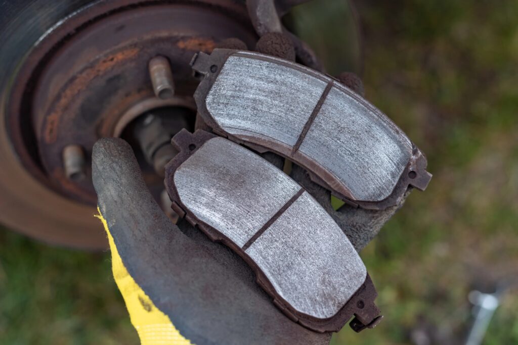 Signs of Worn Brake Pads: When to Replace Them